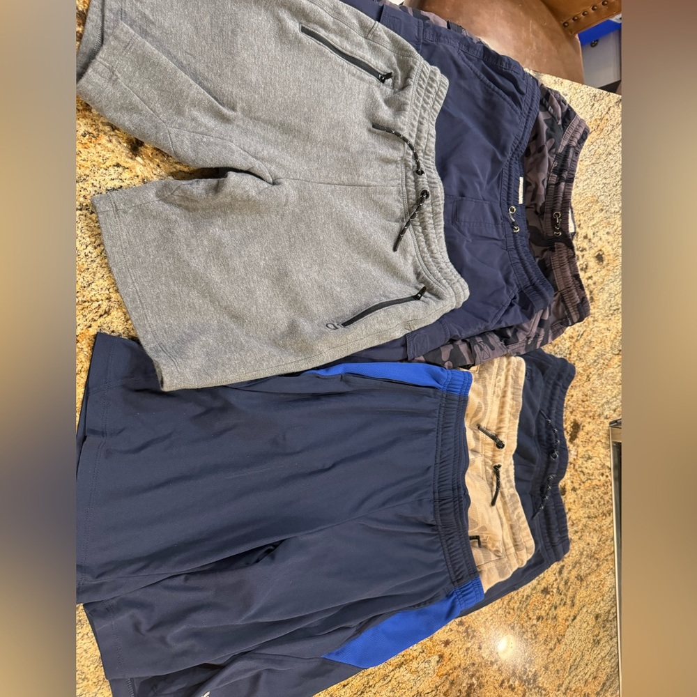6 boy shorts size 14-16 villager Gap, all in motion etc.